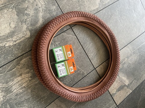 Pair brown semi smooth - of,